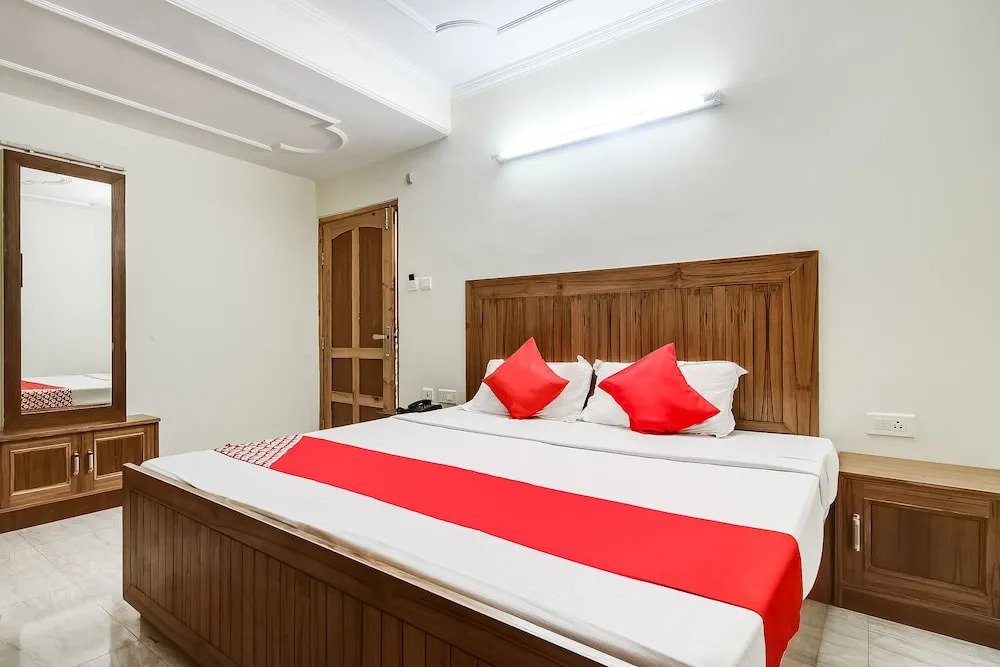 Collection O 48870 Hotel Kalra Regancy