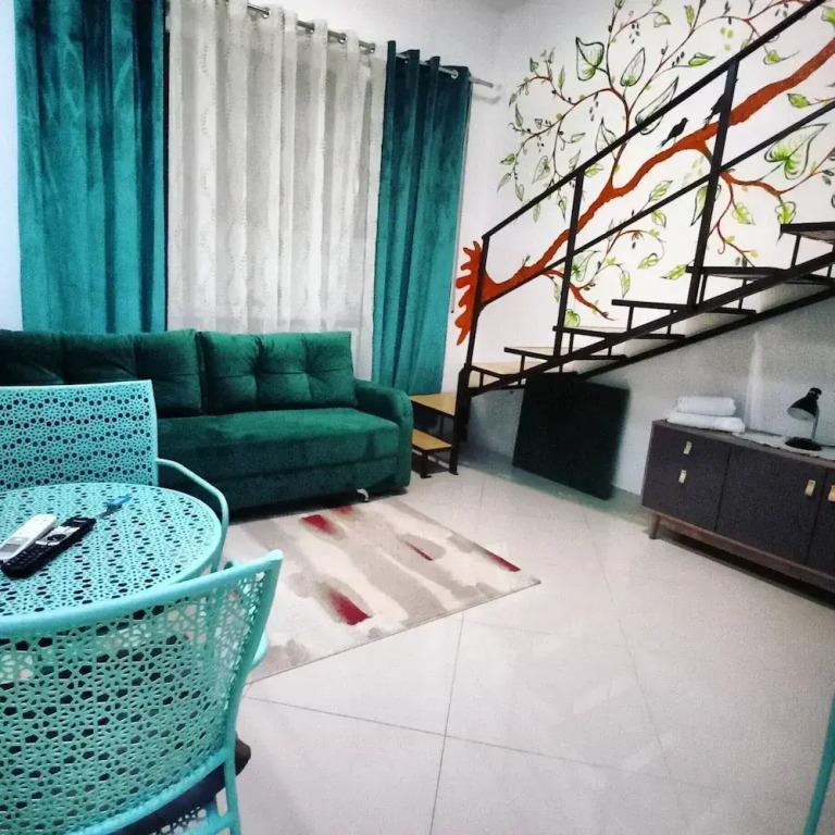 Isabel Rooms
