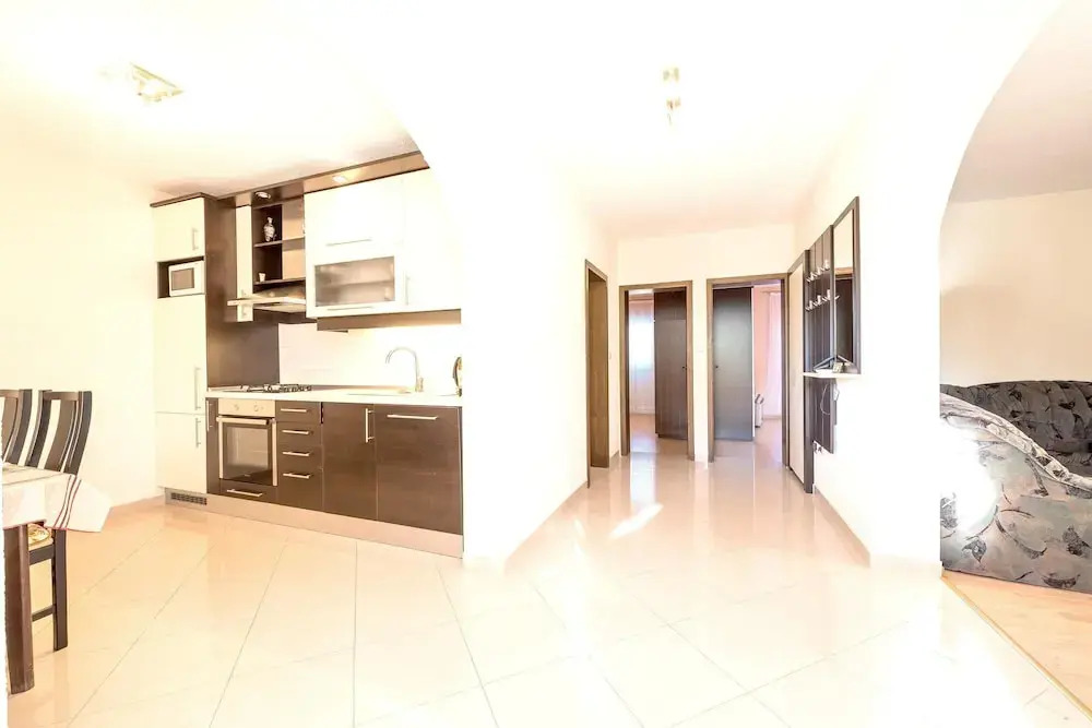 House With 7 Bedrooms in Sabunike, With Enclosed Garden and Wifi - 700