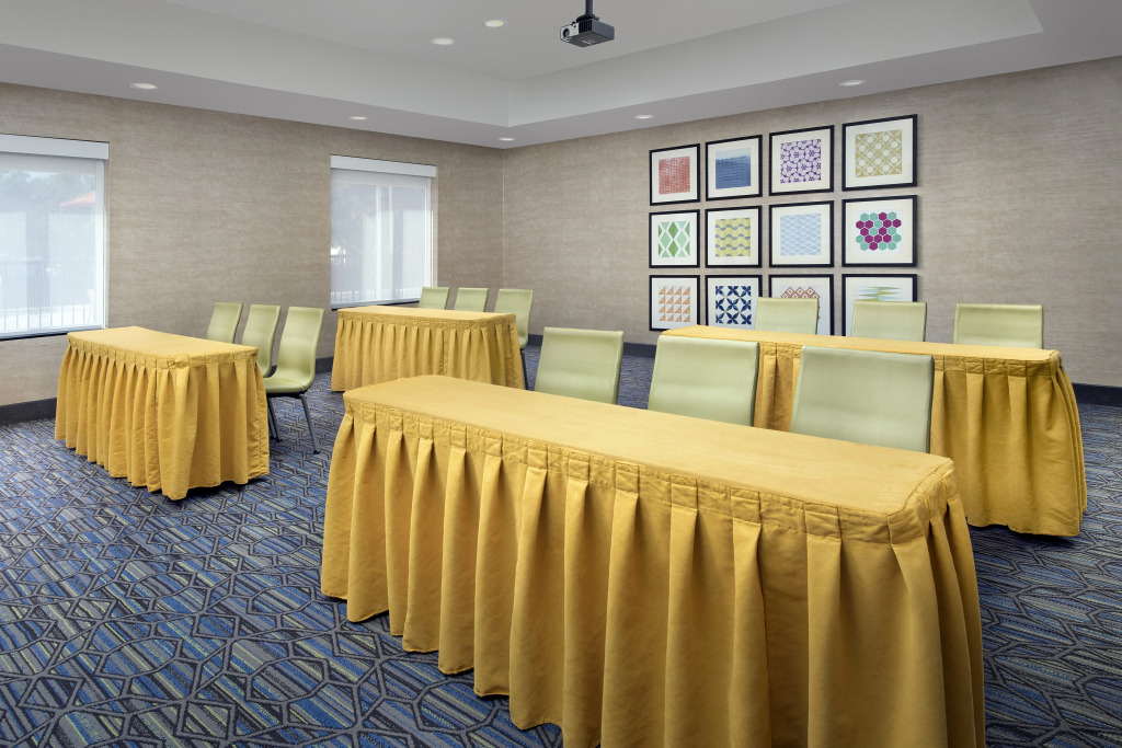 Holiday Inn Express Uvalde by IHG