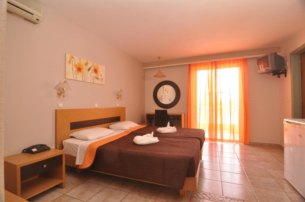 Nefeli Hotel