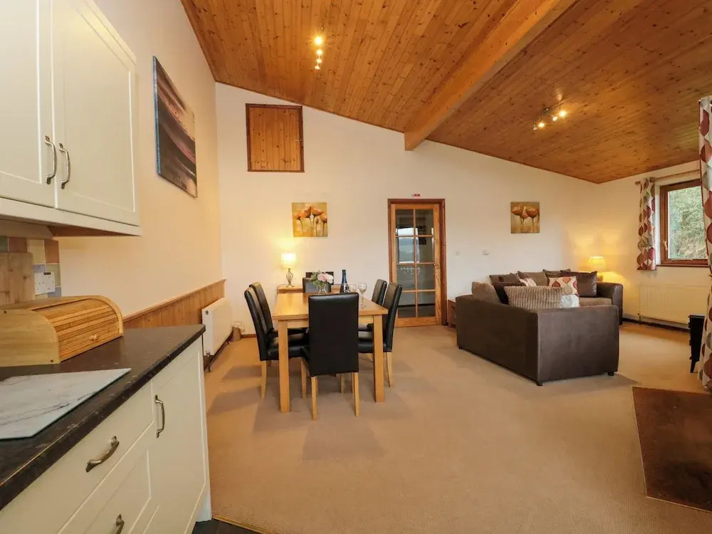 The Ash Lodge