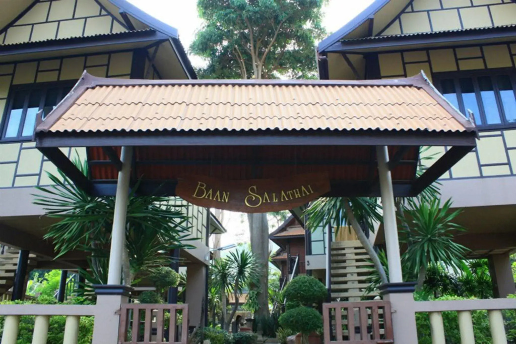 Baan Salathai Hua Hin