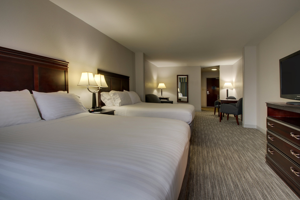 Holiday Inn Express Hotel & Suites Middleboro Raynham by IHG