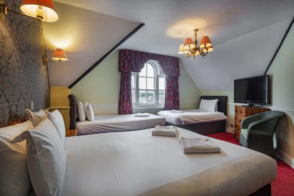 The George Hotel, Amesbury, Wiltshire - The Coaching Inn Group