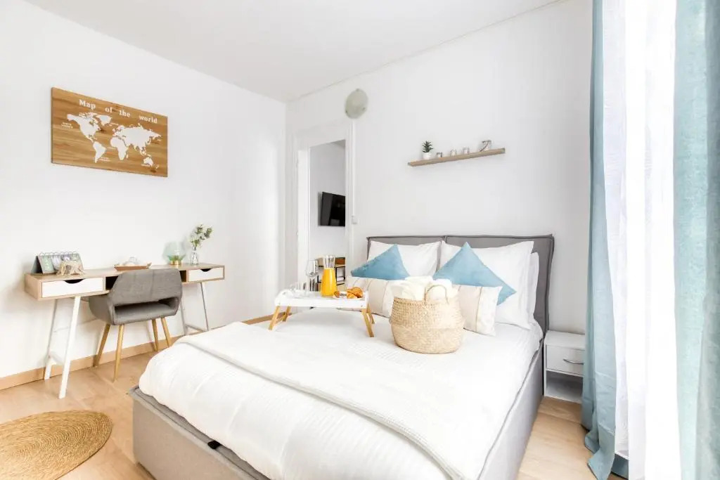 Grand Line - Parking- Métro 5 - Easy Check-in - Netflix - Disney Plus
