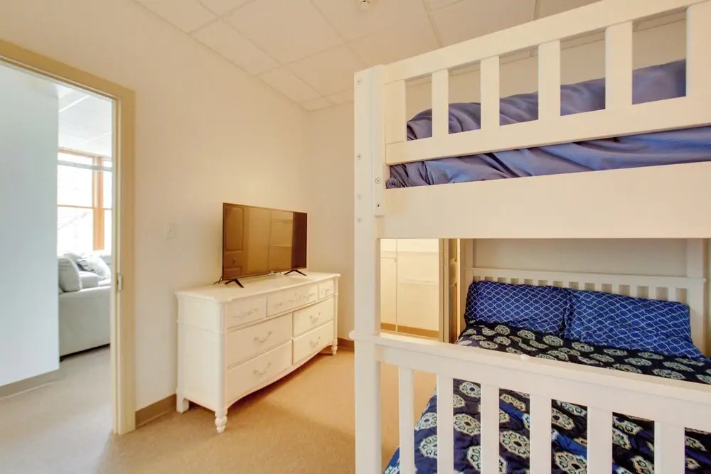 1 Mi to Allegheny River: Cozy Apt w/ Shared Patio!