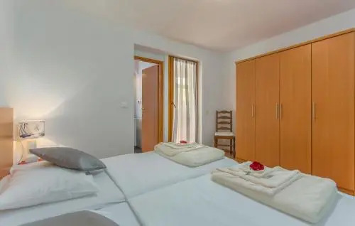 Apartments Sani