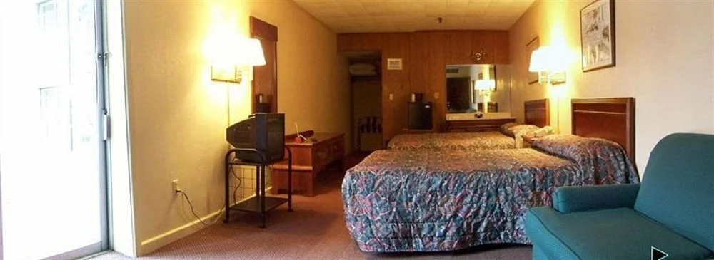 Riverside Motor Lodge