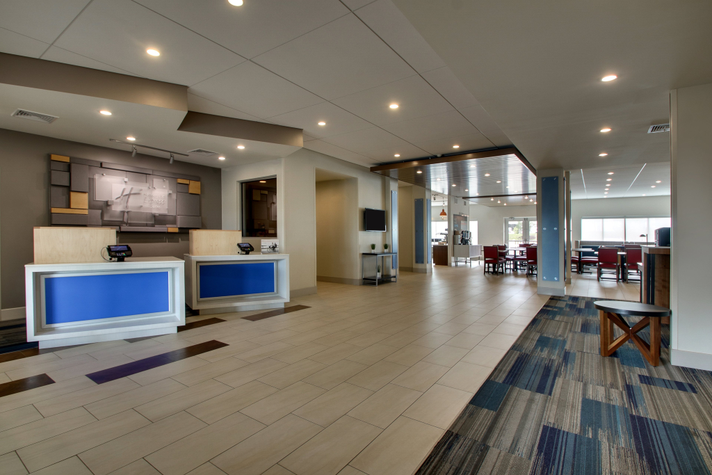 Holiday Inn Express & Suites Lancaster East - Strasburg by IHG