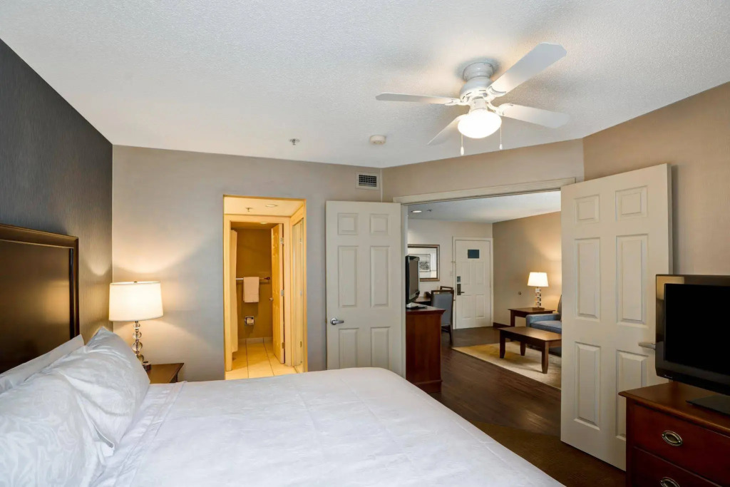 Homewood Suites by Hilton Windsor Locks Hartford