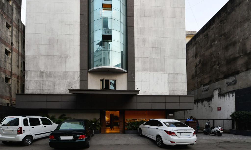 Click Hotel Vadodara