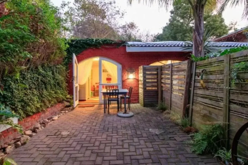 Bamboo, The Guest House