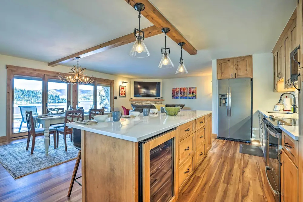 Mtn/lake Views & 3 Mi to Skiing: Dillon Condo