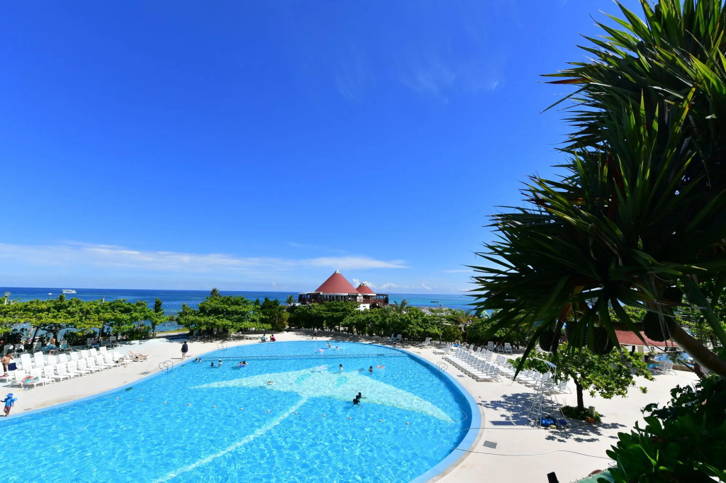 Renaissance Okinawa Resort