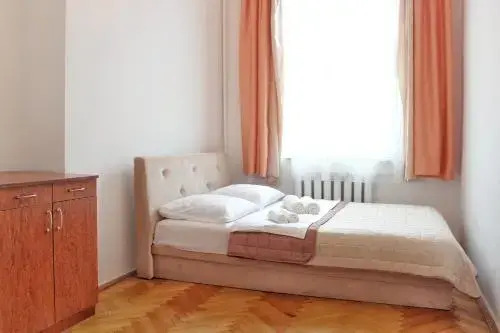 Apartments on Yaroslava Mudrogo street 27