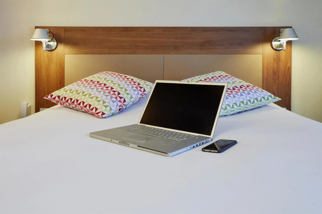 Campanile PRIME - Paris Saclay