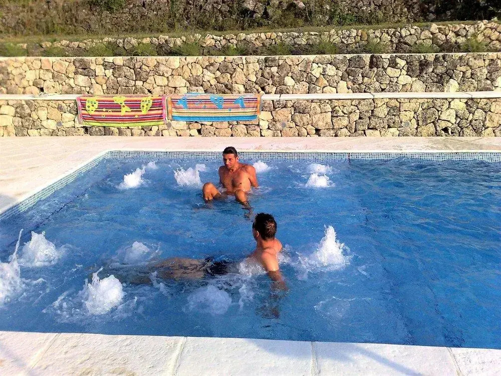 B&B with charm, quiet, kitchen, sw pool