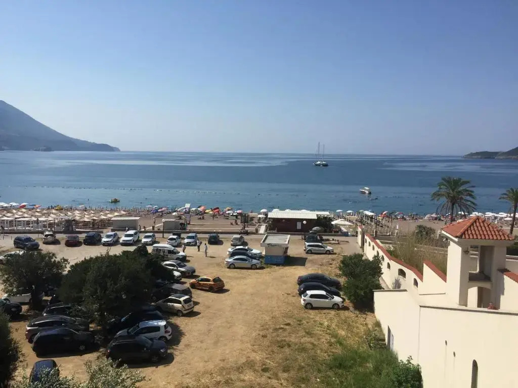 Lovely 1-Bedroom rental unit with free parking