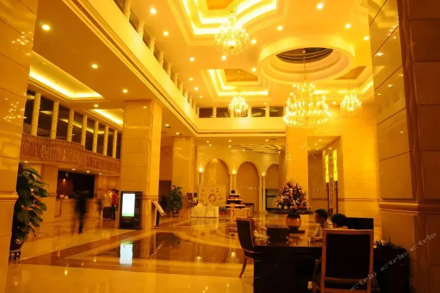Yiyang Huatian Hotel