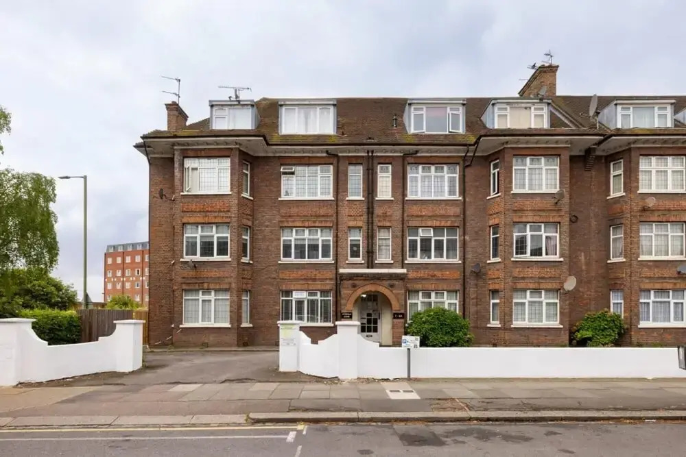 The Hendon Escape - Elegant 3bdr Flat