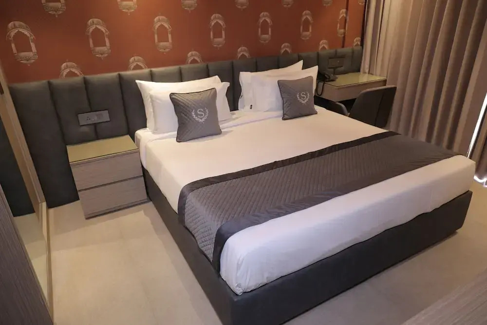Stepstones Hotels and Inn