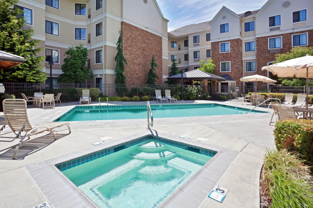 Sonesta ES Suites Portland Vancouver 41st Street