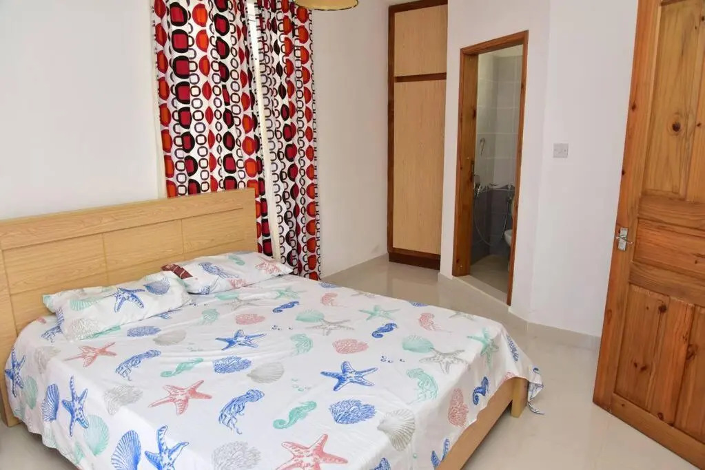 Pine Villa 6