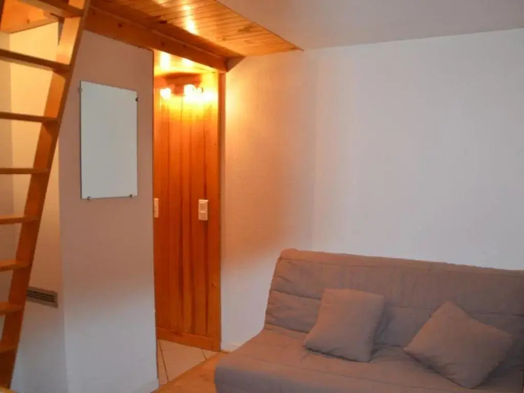 Appartement Les Menuires, 1 pièce, 2 personnes - FR-1-452-160