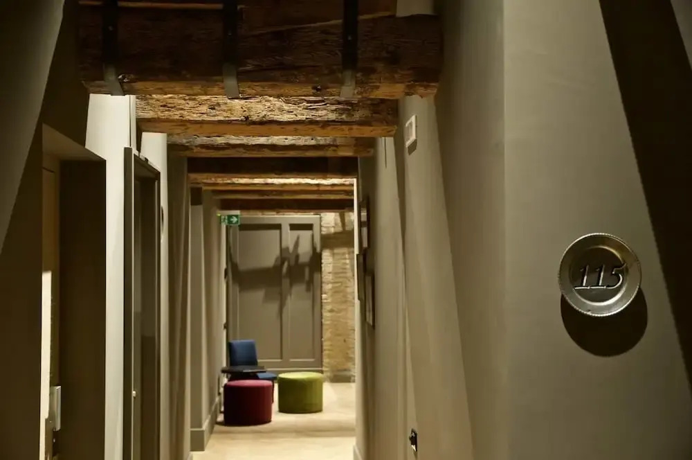 Hotel 5 Colonne