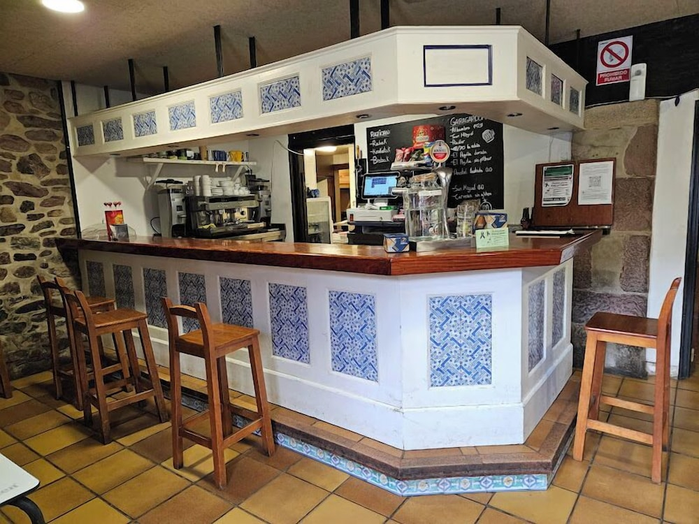 Hostal Mendaurpe