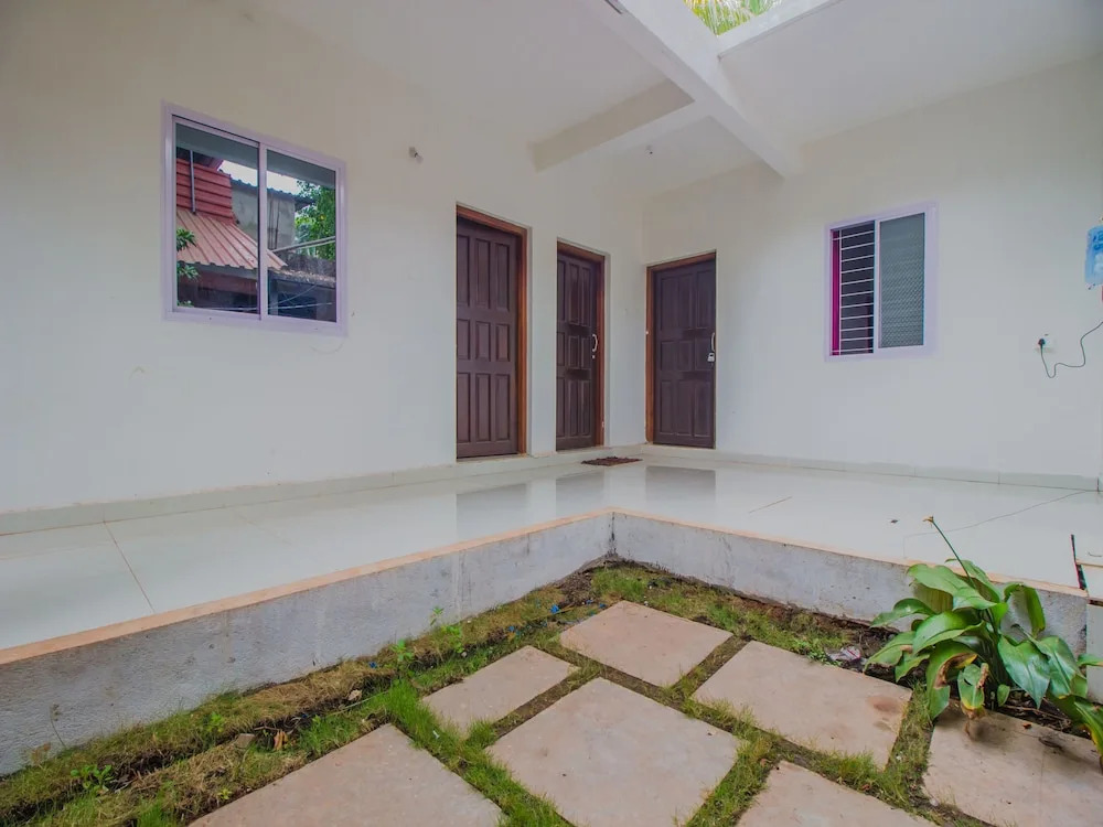 OYO 12872 Home 1BHK Siolim