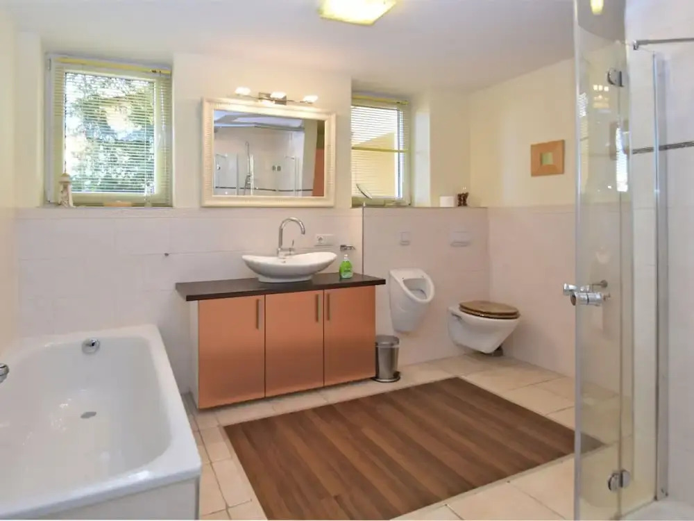 Mediterranean-style Flat With Wood Stove, Terrace and a Terrific View of the Edersee dam