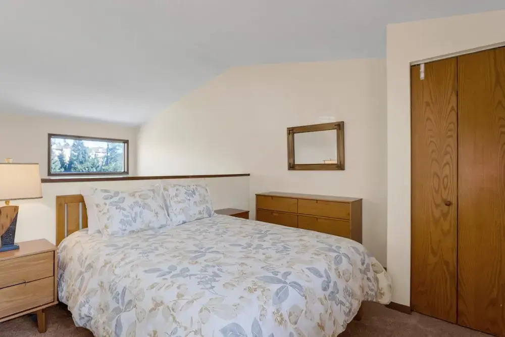 Cozy Wildernest Loft At The Top Of Buffalo Mountain 1 Bedroom Condo by Redawning