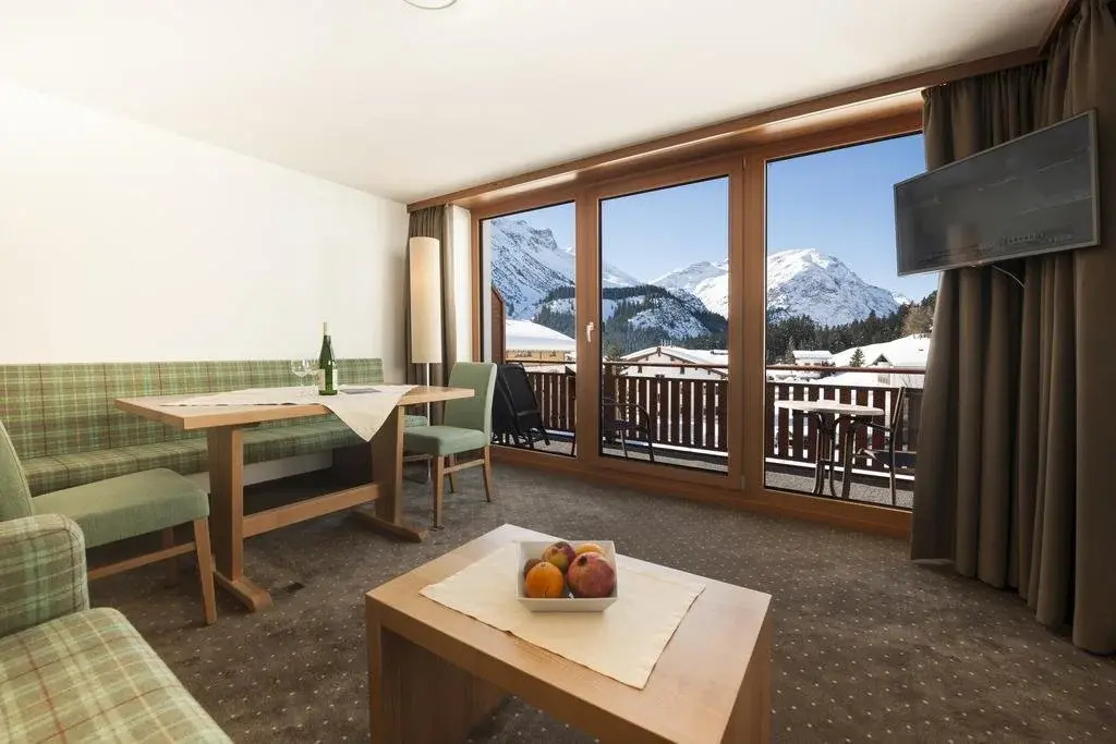 Hotel Sunora - Ski In Ski Out - Formerly Hotel Schranz