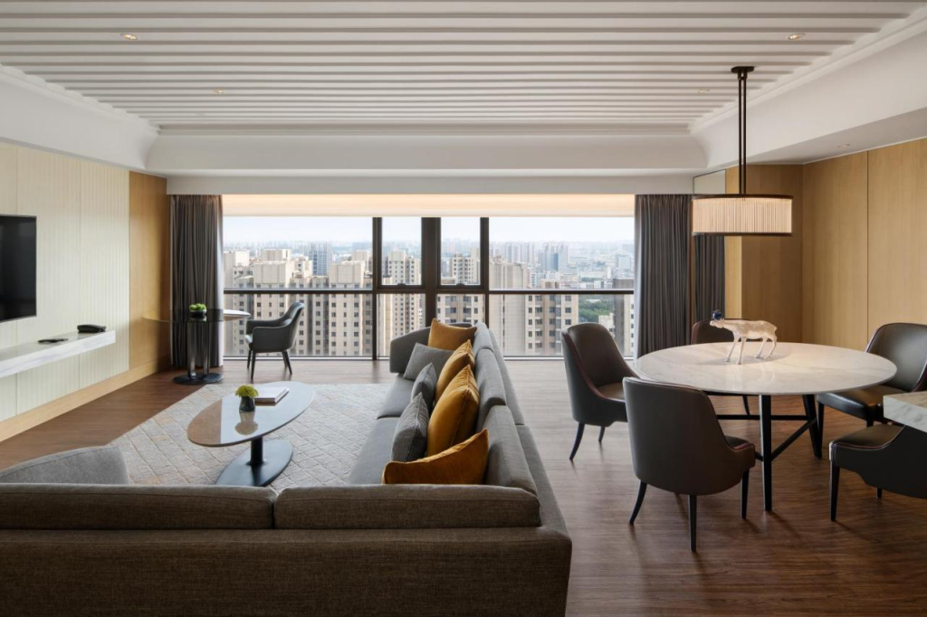 New World Langfang Hotel
