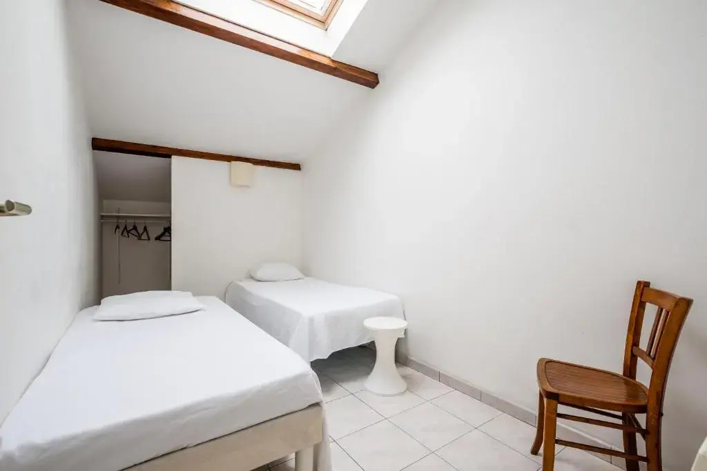 NOUVEAU maison avec jardin 10 couchages dans quartier calme