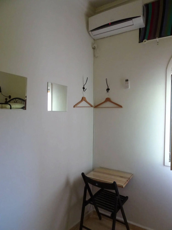 Mia Hostels