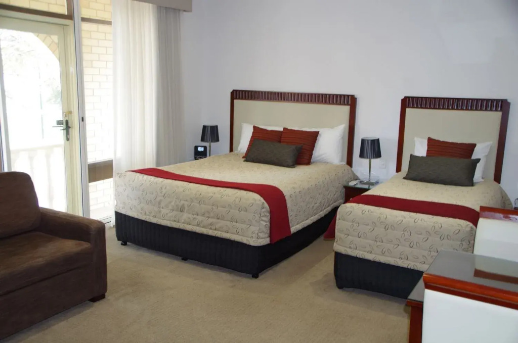 Best Western Ensenada Motor Inn