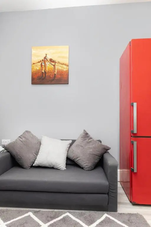 Stockton town centre studio apartments free parking and Wi-Fi
