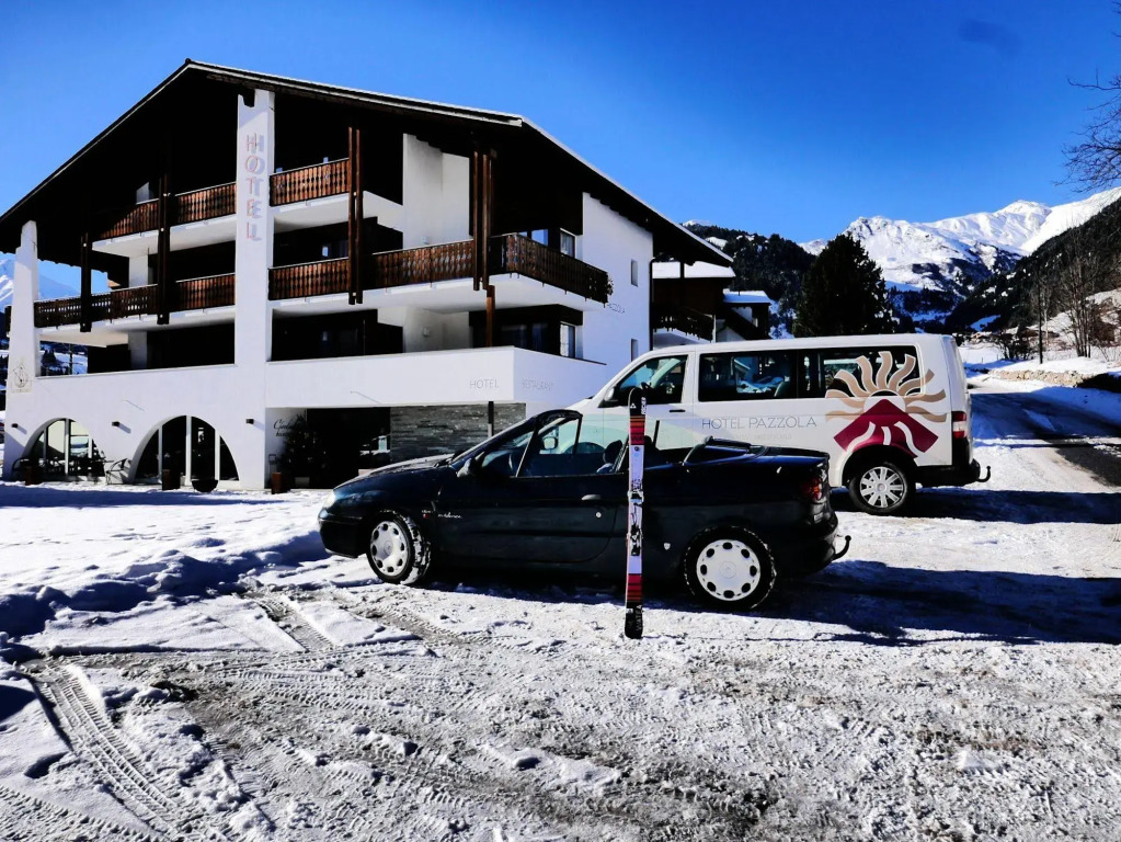 Hotel Pazzola