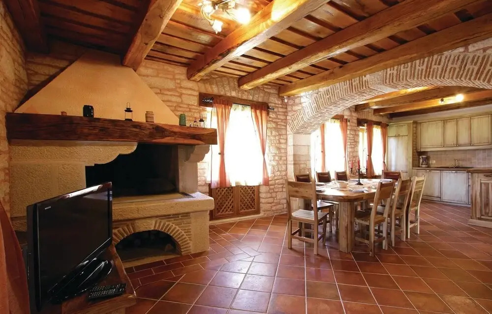 Nice Home in Baderna With Wifi and 2 Bedrooms