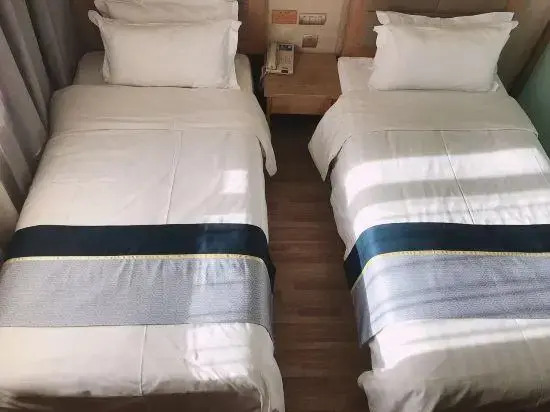 Jiatai chain business hotel ( Shenyang Youth Street store )