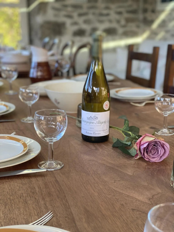 Charming And Romantic Domain With 5 Gites