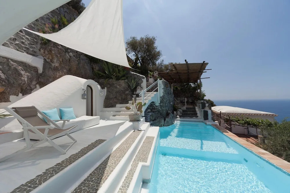Villa Venusta - Majestic Villa With Pool