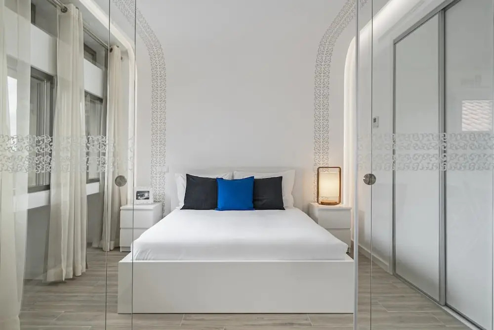 Drapes Design Apartments by An Island Apart