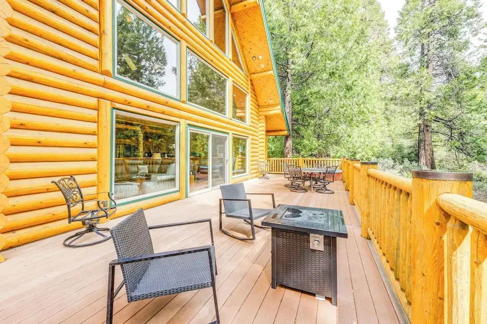 Mountain Cabin w/ Hot Tub: 4 Mi to Shaver Lake!