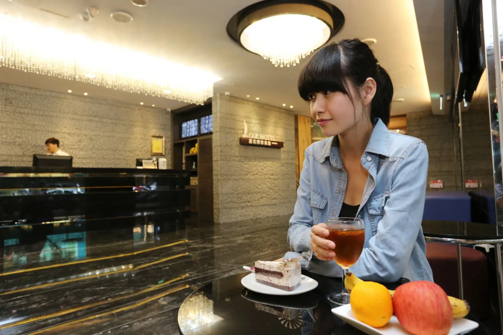 Chiayi Look Hotel