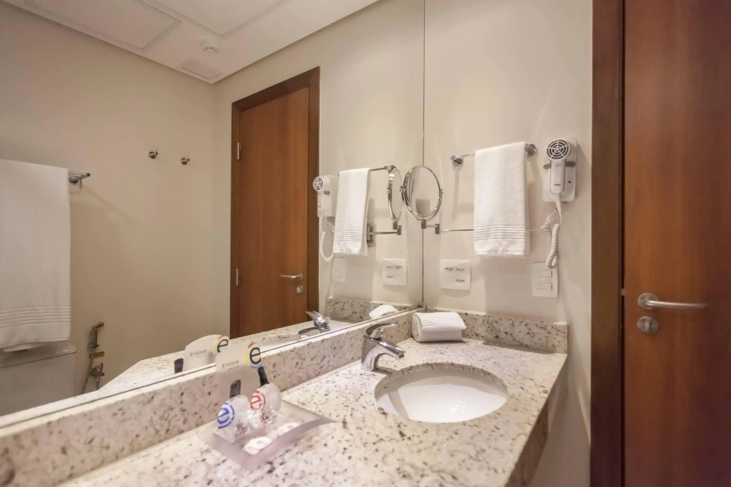 Esuites Virgínia Luxemburgo
