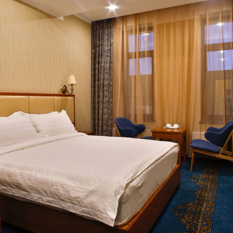 Ichmon Hotel
